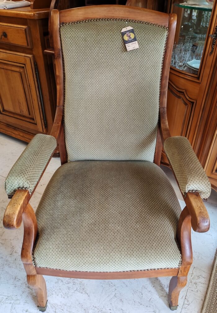 Un fauteuil voltaire